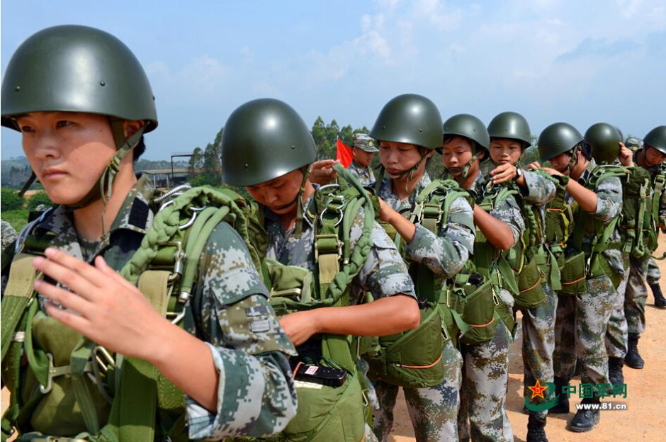 西方还不死心要扭转俄乌局势？外媒：雇佣兵飞行员已驾驶F16MLU(图1)