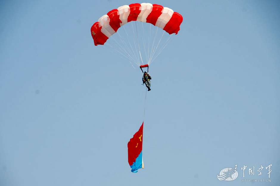 美军营救行动完整细节曝光过程曲折离奇超过电影？(图1)