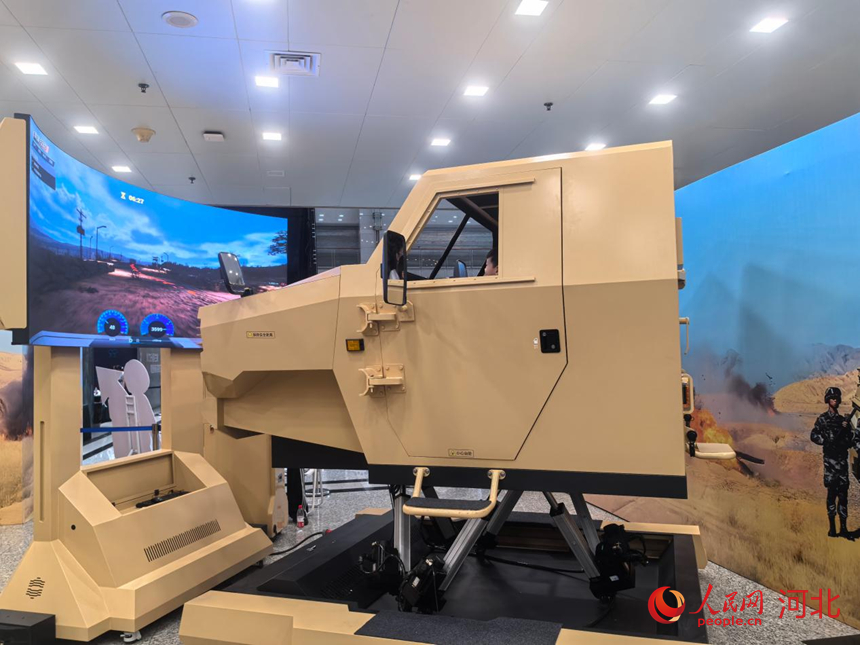 17个互动体验项目！“小小特种兵大大国防梦——国防兵器科普体验展”在石开幕(图2)