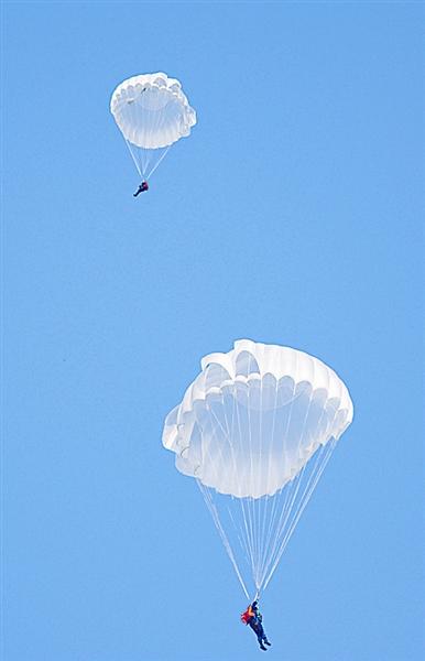 海军航空兵如何挤出战斗力“黄金1秒”？