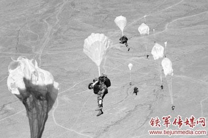 刺激战场绝地求生国际服(PUBGMOBILE)(图1)