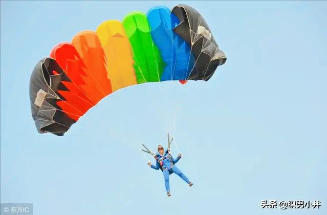 1965年空战他开歼6击落美军战机24年后对手专程来中国拜访他(图1)